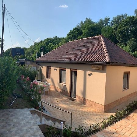Apartmán House Carlo Ponty Tass Exteriér fotografie